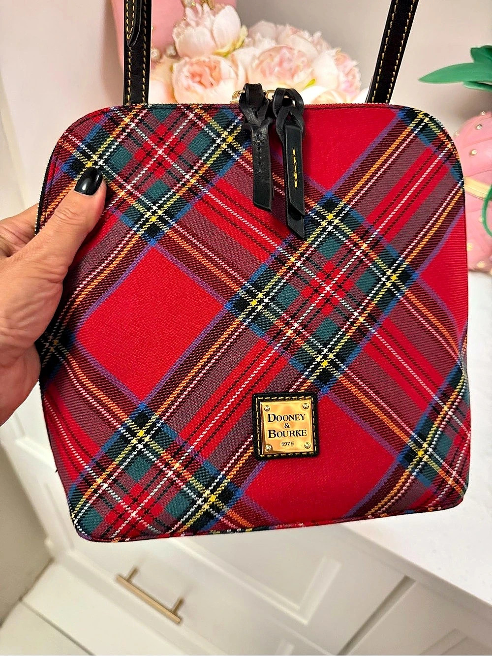 Dooney & Bourke EUC Tartan Small Zip Crossbody Plaid Red & Black w dust bag